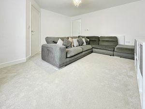 Windsor Road- click for photo gallery